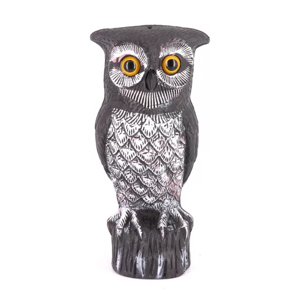 Outdoor Hollow Design Bird Deterrent Garden Protector PE Material Painted Garden Protector Realistic Owl Decoy