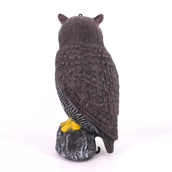 Lightweight Bird Deterrent Garden Protector PE Material Painted Realistic Owl Decoy with Flashing Eyes and Sound - Image 6