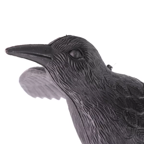 Flying Position With Angled Wings Realistic Plastic PE Material Garden Decoration Outdoor Hunting Crow Decoy - Image 4