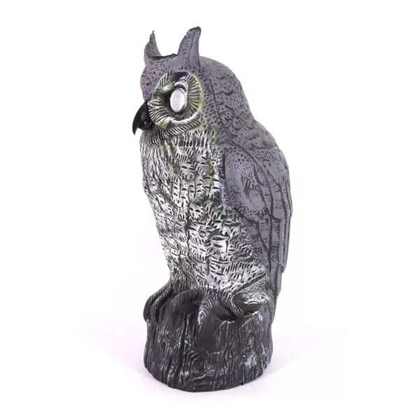 Outdoor Bird Deterrent Garden Protector PE Material Painted Realistic Owl Decoy with Flashing Eyes - Image 4